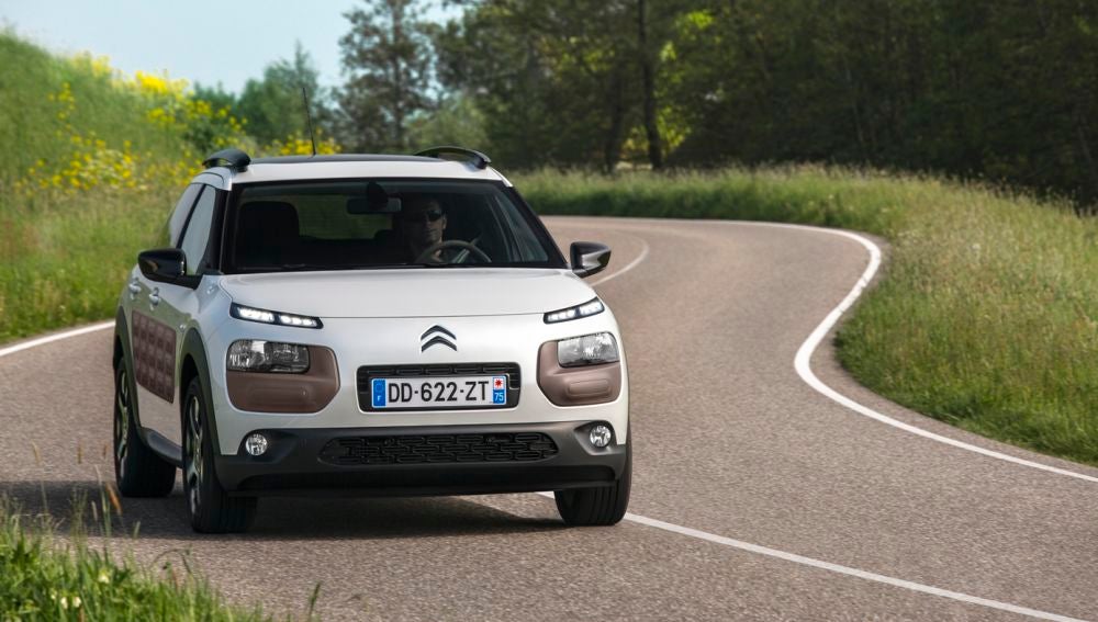 citroen-c4-catus-etg6-191115.jpg