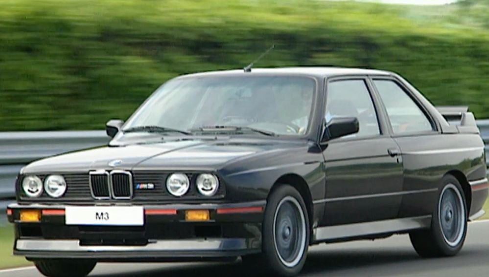 BMW-M3-ANTENA-3.png