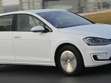 e-golf.jpg e-golf.jpg