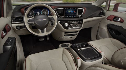 CHRYSLER PACIFICA