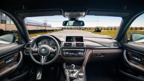 bmw-m4-cs-2016-31
