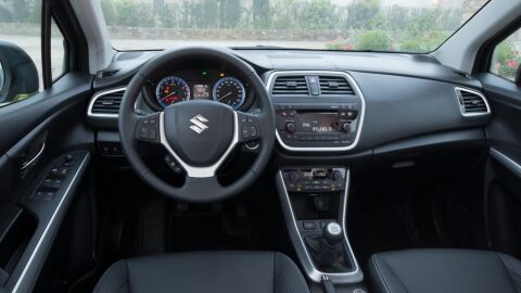 suzuki-sx4-s-cross21