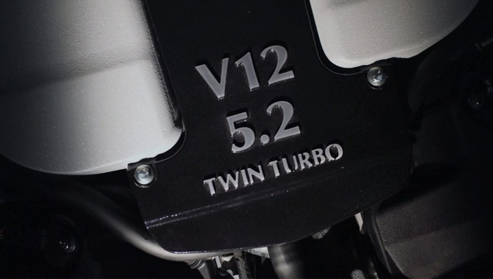 aston-martin-v12-twin-turbo-0116-00.jpg