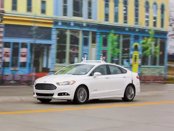 ford-fusion-autonomo-121115-03.jpg ford-fusion-autonomo-121115-03.jpg