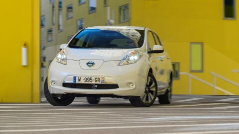 nissan-leaf-2016-0216-09