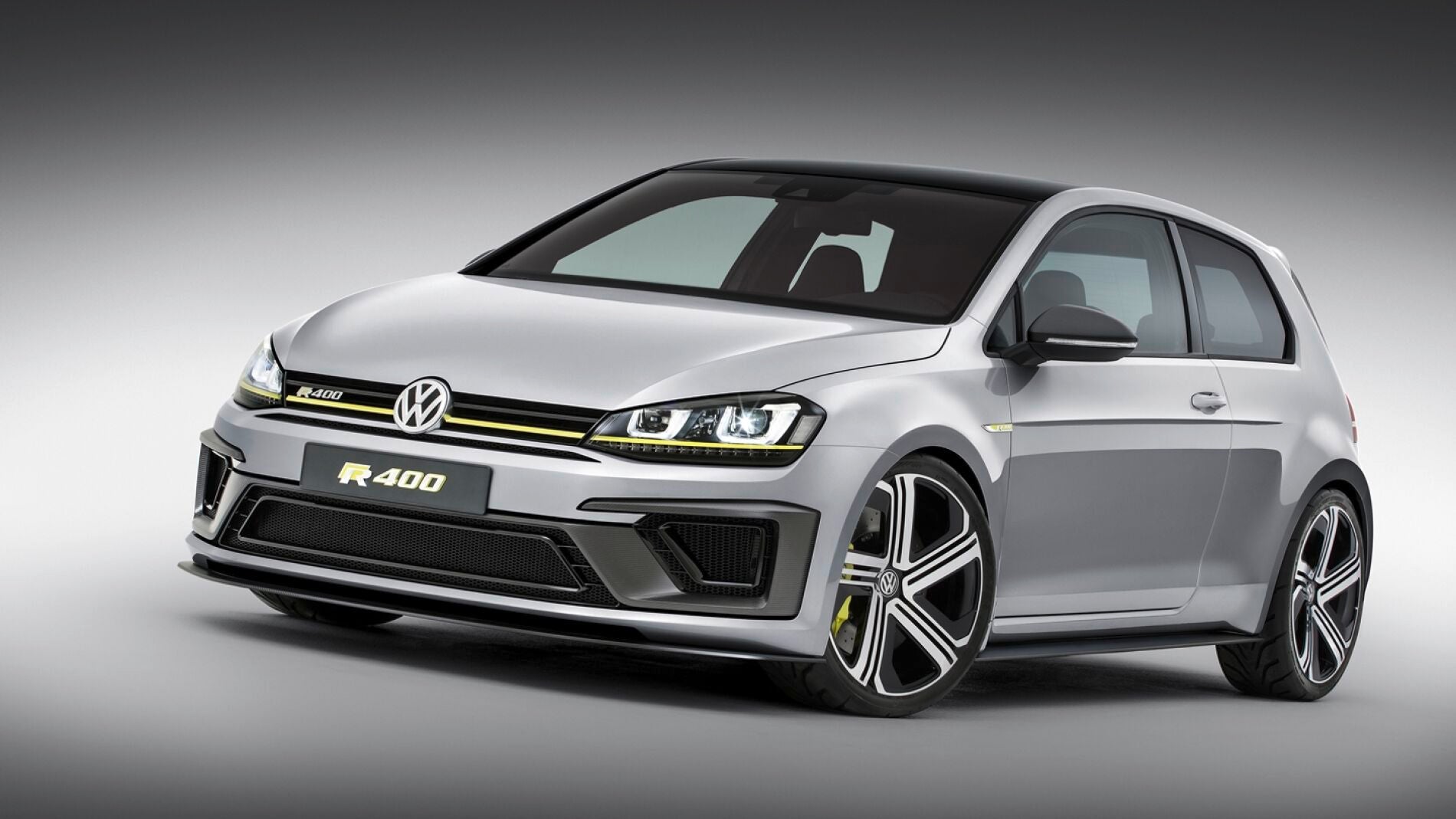 volkswagen-golf-r420-0116-01.jpg
