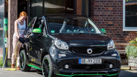 smart_fortwo_cabrio_electric_drive_16