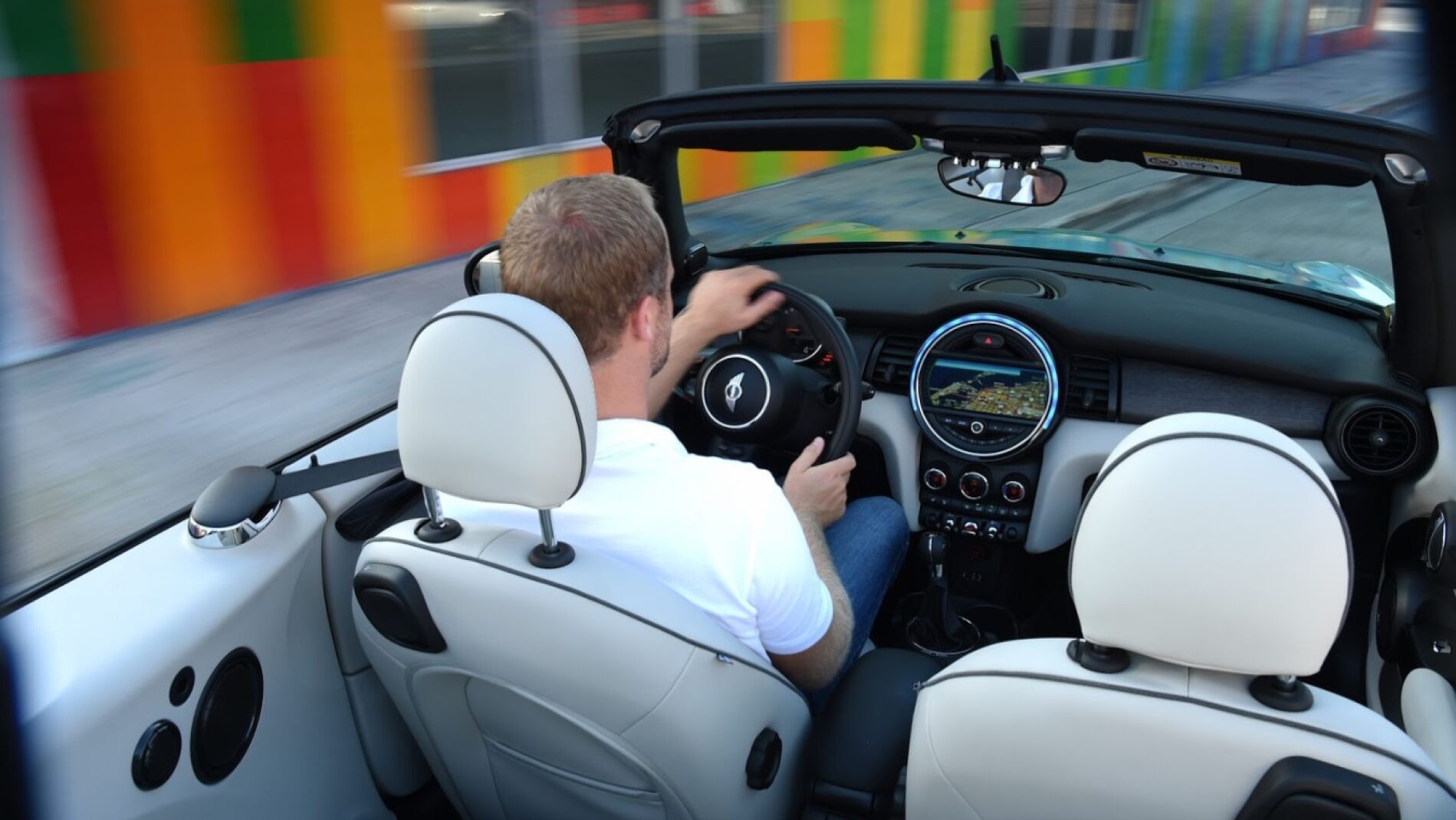 mini-cabrio2.jpg