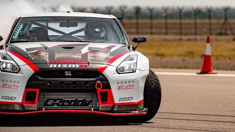 nissan-gt-r-record-derrape-2016-03