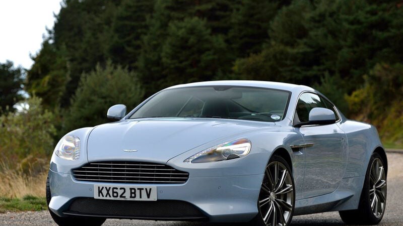 Aston Martin DB9: Elegancia y deportividad a partes iguales