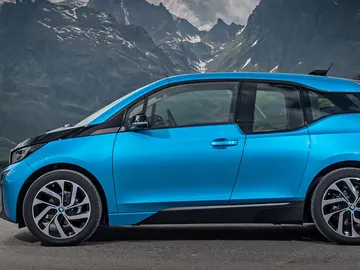BMW-i5-2017-division.jpg BMW-i5-2017-division.jpg