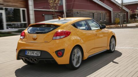 hyundai-veloster14