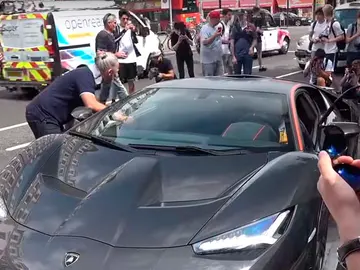 lamborghini1.jpg lamborghini1.jpg