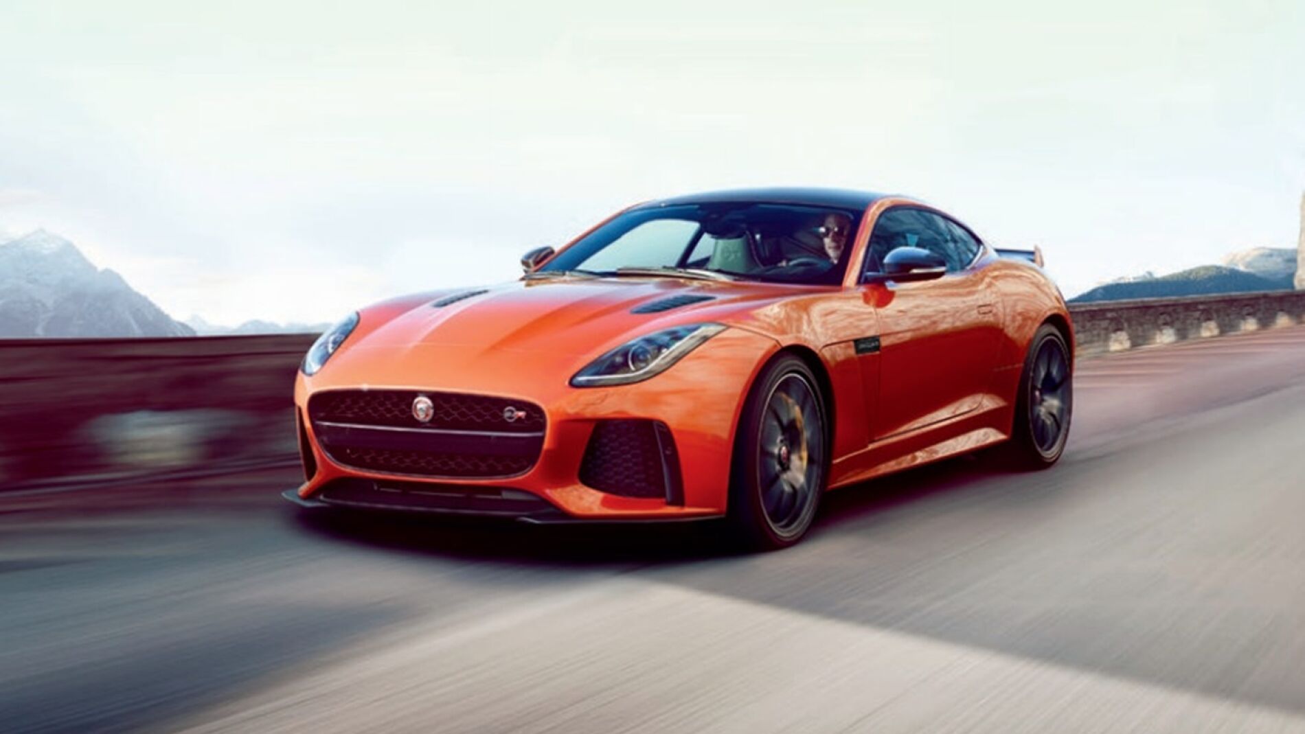 jaguar-f-type-svr-filtracion-220116-06.jpg