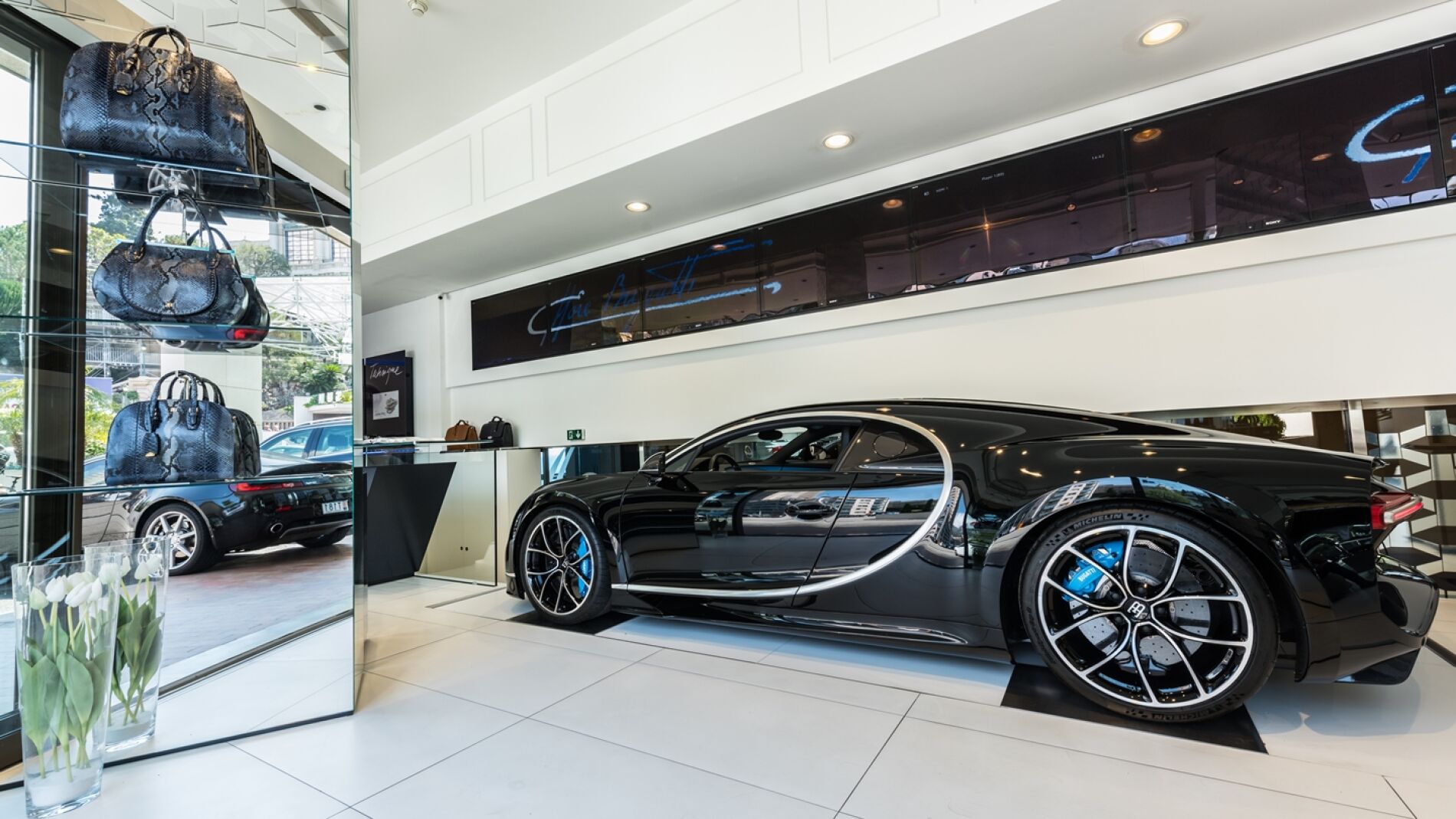 bugatti-chiron-monaco-01.jpg