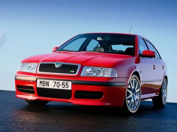 Skoda-Octavia_RS_2001-00.jpg Skoda-Octavia_RS_2001-00.jpg