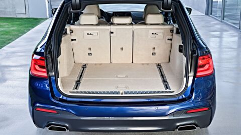 bmw_530d_xdrive_touring_m_sport_5