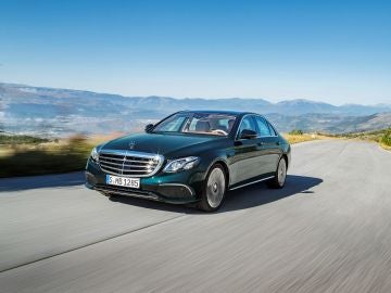 Mercedes-Benz-Clase-E-2016-1.jpg