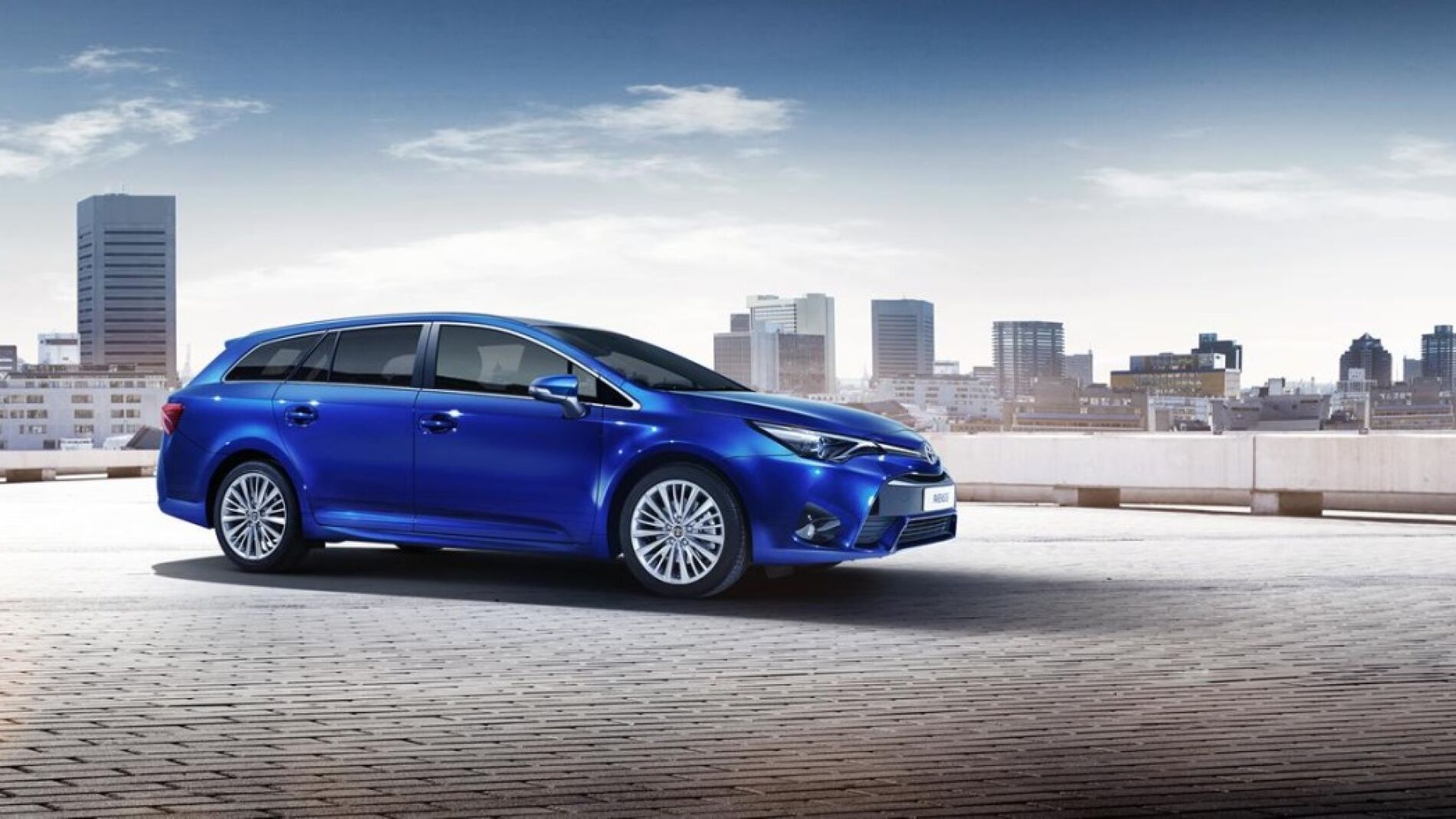 toyota-avensis38.jpg