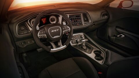 dodge-challenger-srt-demon-2017-004
