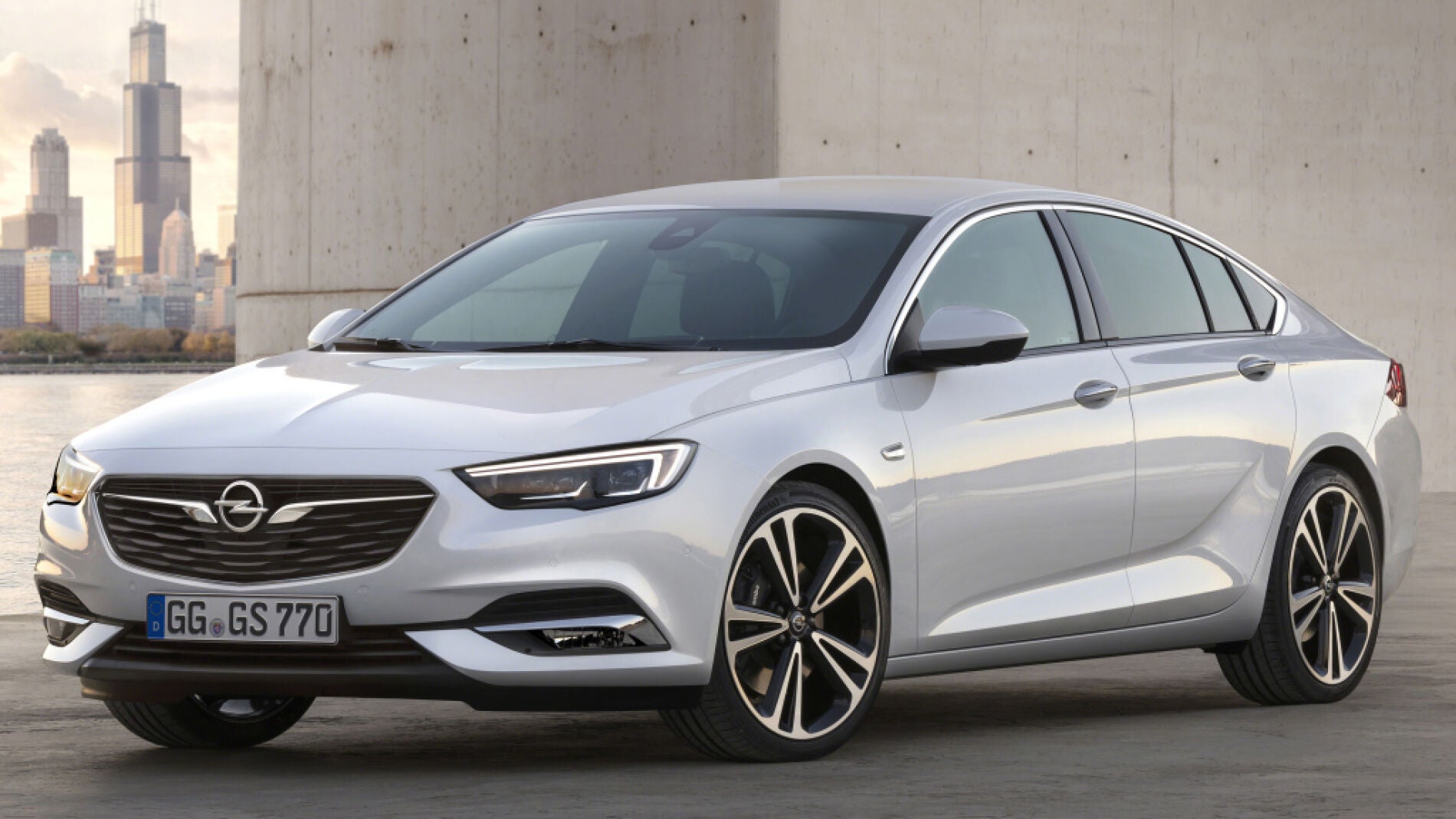 opel_insignia_25.jpg