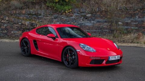 porsche-718-cayman-cci-9