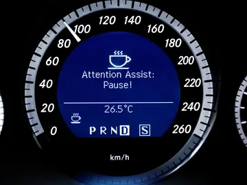 mercedes-attention-assist-2016-01.jpg mercedes-attention-assist-2016-01.jpg