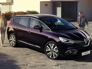 0renault-scenic-initiale-paris5.jpg 0renault-scenic-initiale-paris5.jpg