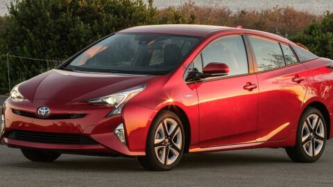 Toyota-Prius_2016_1600x1200_wallpaper_03