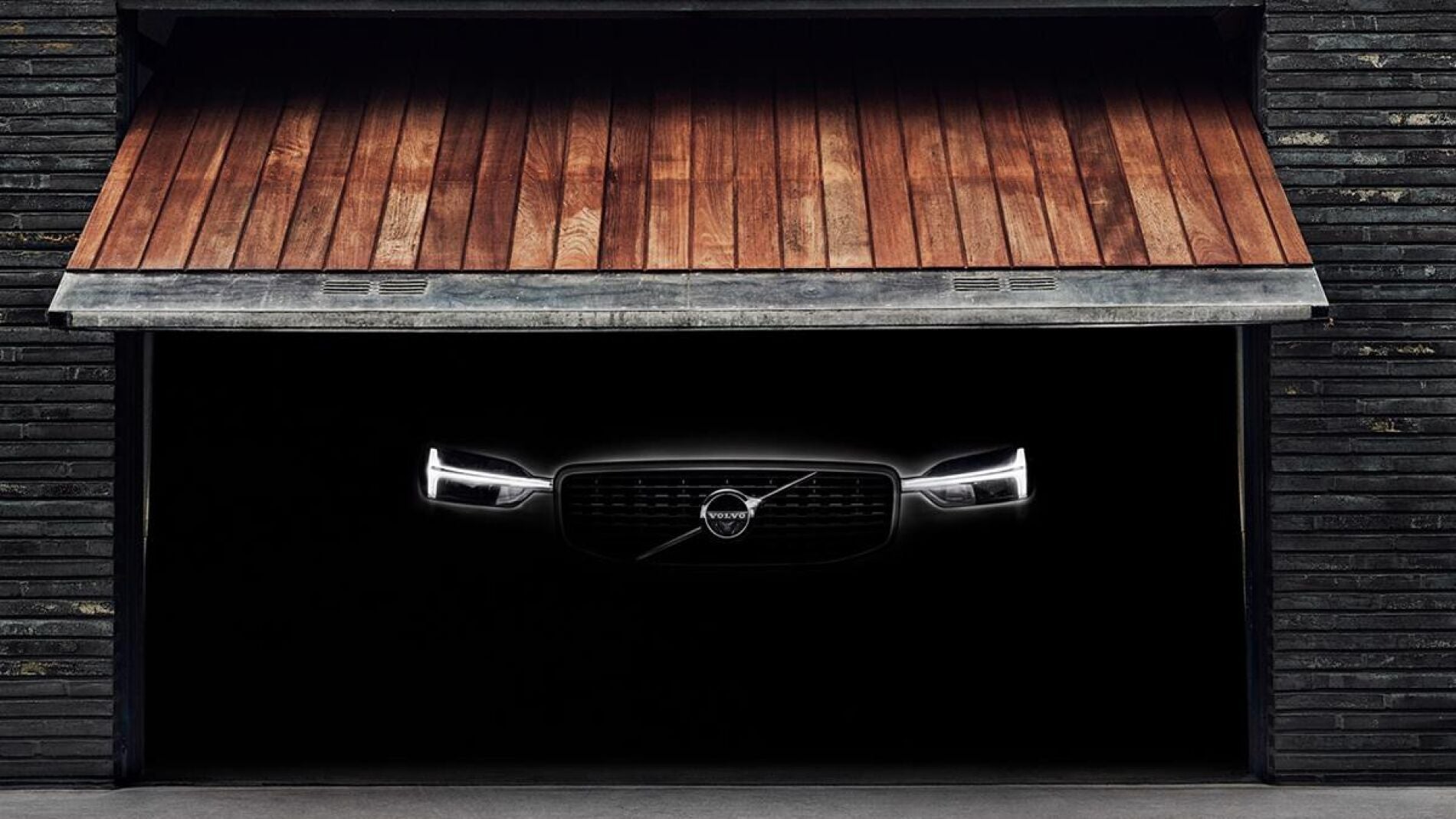 VolvoXC60-2018.jpg