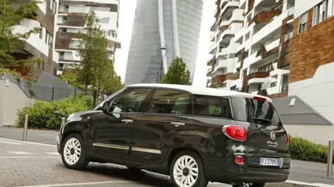 fiat500L19.jpg fiat500L19
