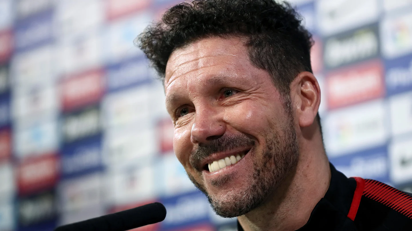Simeone sonríe en la rueda de prensa Simeone sonríe en la rueda de prensa