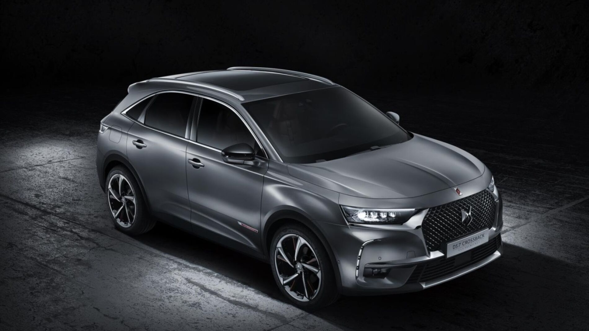 ds7-crossback10.jpg