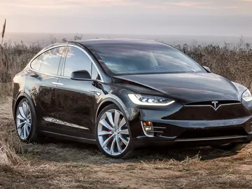 tesla.jpg tesla.jpg