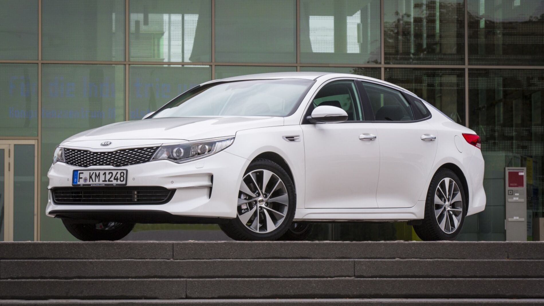 kia-optima13.jpg