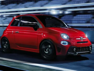 abarth_595_pista_1.jpg abarth_595_pista_1.jpg