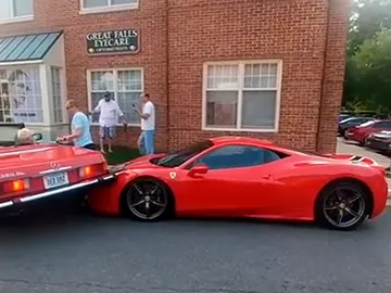 ferrari1.jpg ferrari1.jpg
