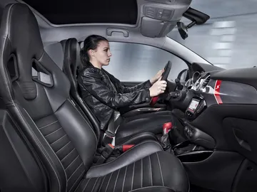 opel-adam23.jpg opel-adam23.jpg