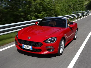 fiat-abarth-124-spider33.jpg fiat-abarth-124-spider33.jpg