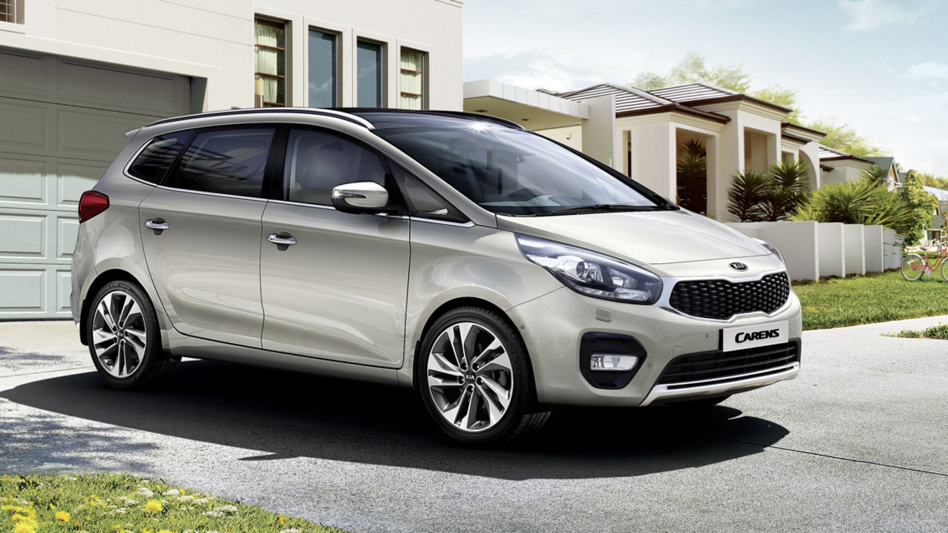 kia_carens_my17_outdoor_03.jpg