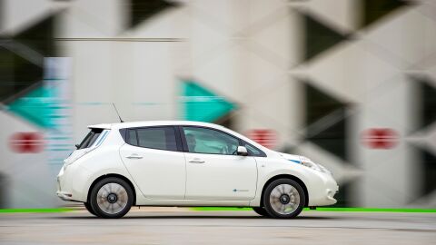 nissan-leaf-2016-0216-05
