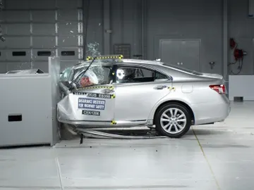 Crashtest.jpg Crashtest.jpg