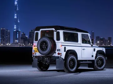 land-rover-defender-2millones-101115-03.jpg land-rover-defender-2millones-101115-03.jpg