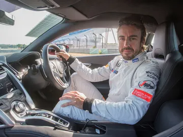 fernando-alonso-honda-nsx-video-2016-02.jpg fernando-alonso-honda-nsx-video-2016-02.jpg