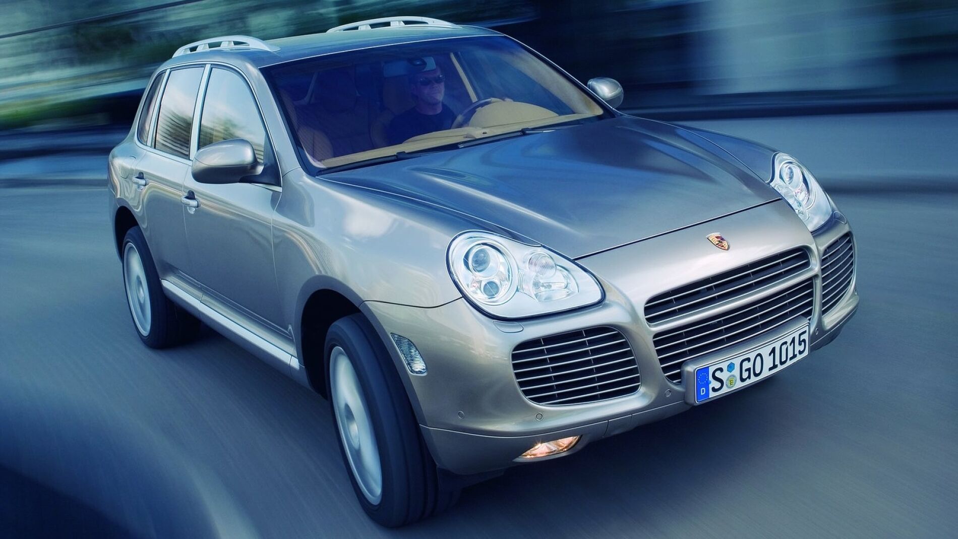Porsche-Cayenne-Turbo-S-2006-01.jpg