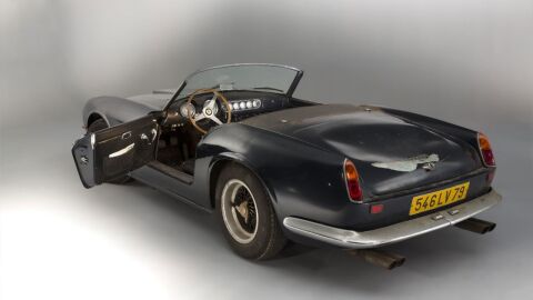 Ferrari 250 GT SWB California Spider_tres cuartos trasera_puerta_