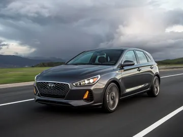 hyundai-elantra-gt11.jpg hyundai-elantra-gt11.jpg
