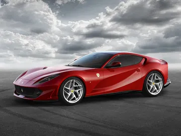ferrari-812-superfast-2017-001.jpg ferrari-812-superfast-2017-001.jpg