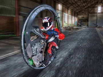 monociclo-record-velocidad-2016-01.jpg monociclo-record-velocidad-2016-01.jpg