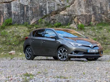 toyota-auris-hybrid-prueba-9.jpg toyota-auris-hybrid-prueba-9.jpg